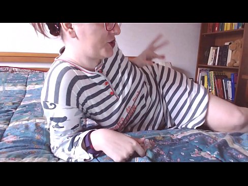 ❤️ Бяцхан боолын энэ том хар тахиагаа амандаа ав ❤️ Секс видео манайд ❤